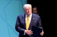 Трамп анонсував на сьогодні переговори з Іраном 