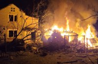 Російські війська вдарили керованою авіабомбою по житловому будинку на Харківщині