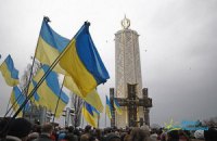 Яценюк с Тягнибоком пришли помолиться за жертв Голодомора