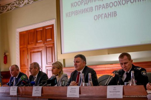 МВС пропонує охорону і супровід поліції всім кандидатам у президенти