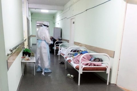 Медична система на межі колапсу: у Закарпатській області спалах COVID-19