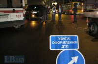В Крыму пьяный водитель въехал в остановку, погибли двое пешеходов