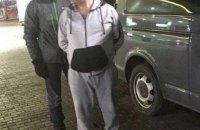 У Києві під час отримання $120 тис. хабара затримали поліцейського