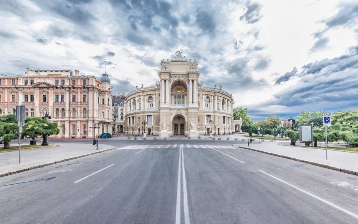 Одеська опера звільнила головного диригента через контакти з представниками “руського миру” 