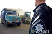 Полиция уничтожила комбайном 89 тысяч кустов конопли с рекордной плантации на Прикарпатье