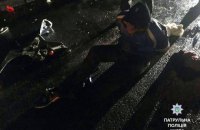 В Киеве пьяный мотоциклист угрожал поджечь себя и патрульных