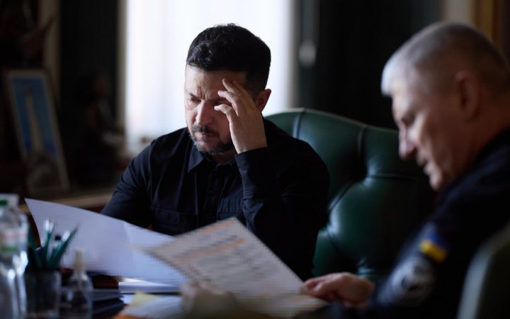 Зеленський: переміщення російської ППО навколо Москви відкриває додаткові можливості для наших далекобійних ракет