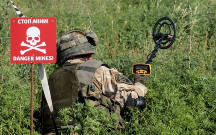 У серпні підрозділи Міноборони розмінували майже 6 тисяч гектарів на деокупованих територіях