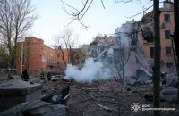 Головне за суботу, 25 квітня: наслідки атаки на Дніпро, 125 боєзіткнень, теракт у Києві - повна хронологія подій