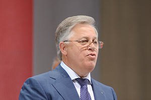 Симоненко закидали яйцами в Ивано-Франковской области