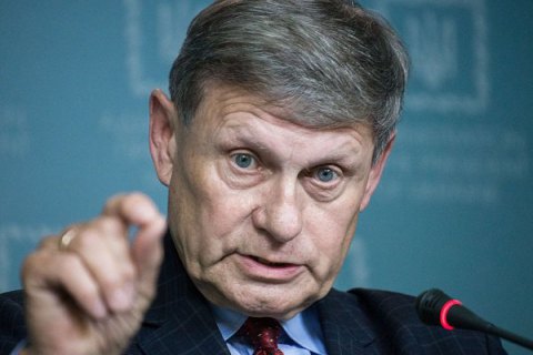 Бальцерович: благодаря политике правительства Яценюка Украина избежала экономического краха