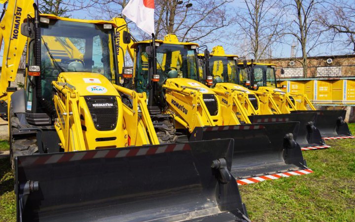 Японія передала Київщині партію екскаваторів