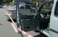 Трьох осіб, затриманих міліцією зі стріляниною у центрі Києва, відпустили (оновлено)