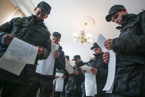 20 тысяч бойцов в зоне АТО не смогли проголосовать