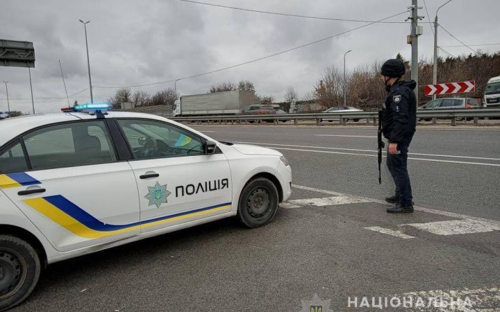 У Києві змінили тривалість комендантської години і оновили правила руху через мости між берегами