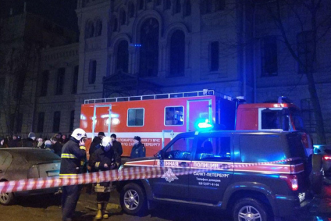 В университете Санкт-Петербурга обрушились перекрытия трех этажей