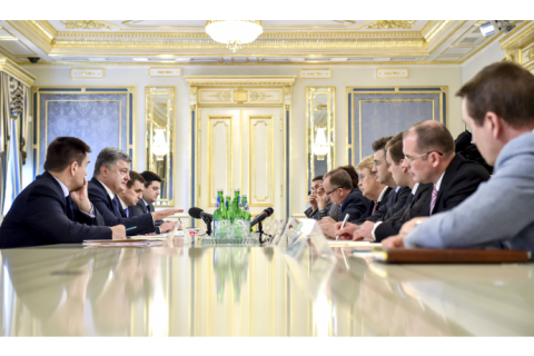 Вибори на окупованому Донбасі призведуть до загострення ситуації, - Порошенко