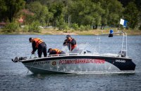 У Києві заборонили плавати на моторних човнах та катерах 