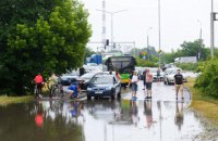 Польщею прокотився потужний буревій зі зливою