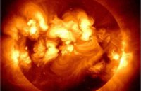 Из-за солнечных выбросов могут возникнуть перебои с мобильной связью, – NASA 
