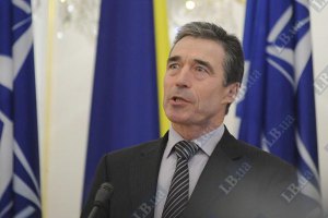 Расмуссен представил нового генсека НАТО