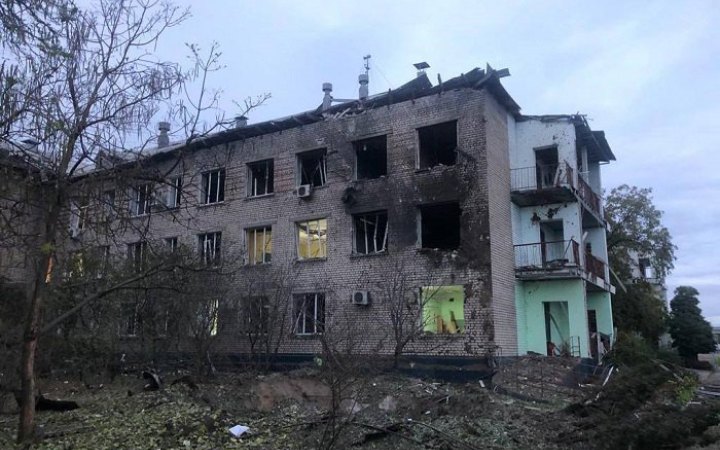 Ранковий обстріл Запоріжжя: більша частина ракет упала на острів Хортиця
