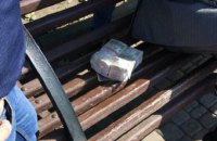 В Харькове экс-чиновник ОГА обещал предпринимателю "решить" земельный вопрос за $25 тыс.