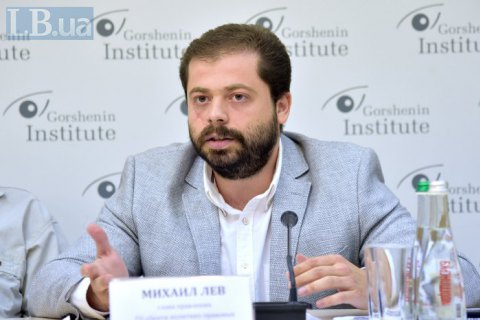Поспешные кадровые решения Зеленского чреваты непрофессиональными назначениями по всей вертикали, - эксперт