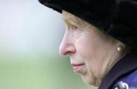 Британские студенты сорвали речь принцессы Анны