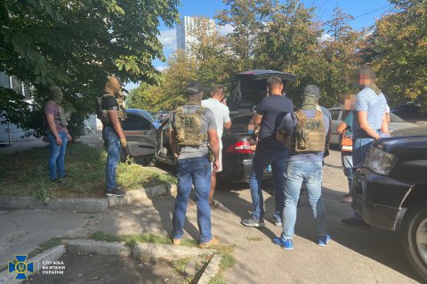 В Днепре разоблачили конвертационный центр, который ежемесячно выводил в тень полмиллиарда гривень госпредприятий