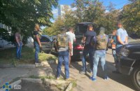 В Днепре разоблачили конвертационный центр, который ежемесячно выводил в тень полмиллиарда гривень госпредприятий