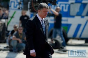 Порошенко призвал церкви присоединиться к мирному плану