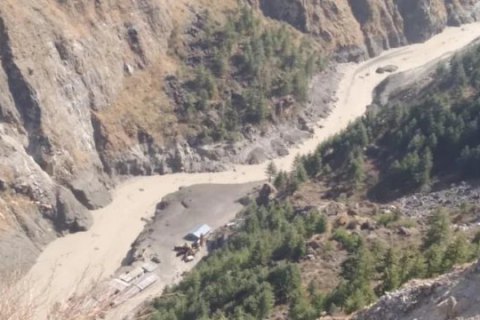 В Індії внаслідок сходження льодовика загинуло 10 осіб, шукають ще 150