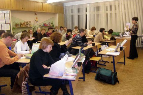 Минобразования отменило примерное положение о родительских комитетах (обновлено)