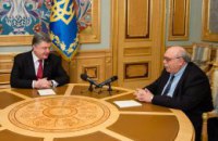 Порошенко призначив своїм радником економіста Пасхавера