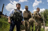 Зеленский отклонил петицию о легализации оружия