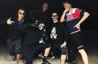 Порошенко провел воспитательную беседу со своим сыном из-за футболки с надписью Russia