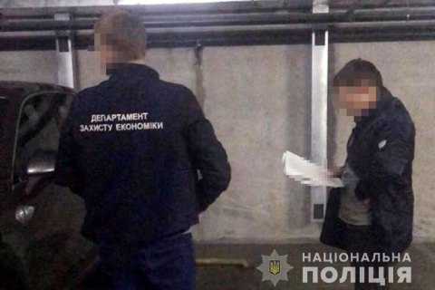 Экс-главу правления банка в Киеве подозревают в растрате 32 млн гривен