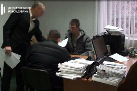 Двум полицейским из Кривого Рога сообщили о подозрении в избиении подозреваемого