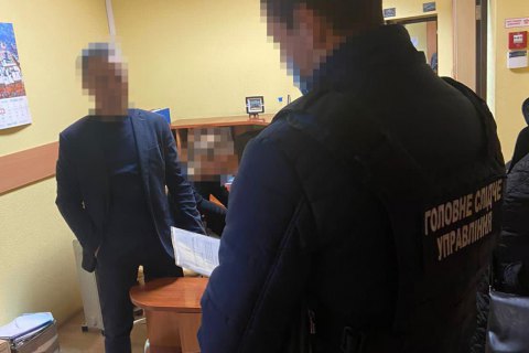 МОЗ при закупке защитных костюмов для медиков "нагрело руки" на 12 миллионов гривень, - Нацполиция 