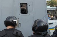 Милиция массово закупает к выборам автозаки и водометы