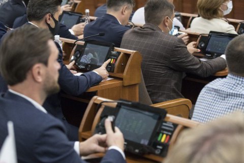 Киеврада поддержала выделение средств на выплату зарплаты сотрудникам метрополитена и "Киевпасстранса"
