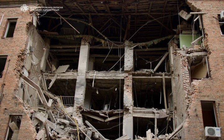 Росія завдала повторного удару по будинку у Дніпрі, є поранені та жертви (доповнено)