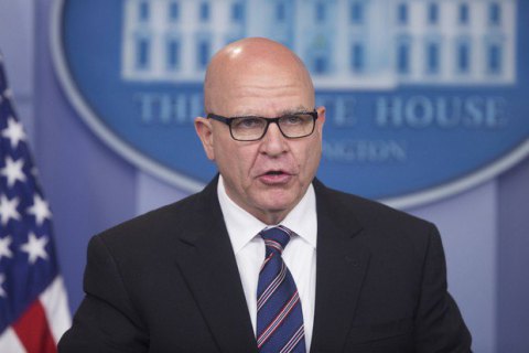 Советник Трампа назвал обычным делом секретные каналы связи с другими странами
