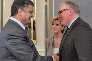 Порошенко подписал законы о ратификации соглашений с Нидерландами и Австралией