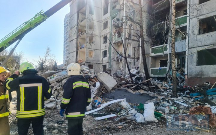 В Черниговской области под завалами нашли тела еще 2 погибших, - ГСЧС