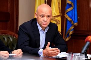 Мэр Одессы получил травму в ДТП