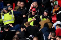 FIFA наказала Венгрию за беспорядки, устроенные ее болельщиками на "Уэмбли"