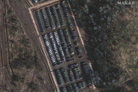 Россия накапливает войска на границах Украины для наращивания паники и страха, – министр обороны 