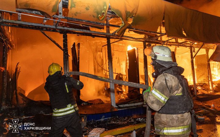Російські дрони атакували два райони Харкова: пошкоджені авто 